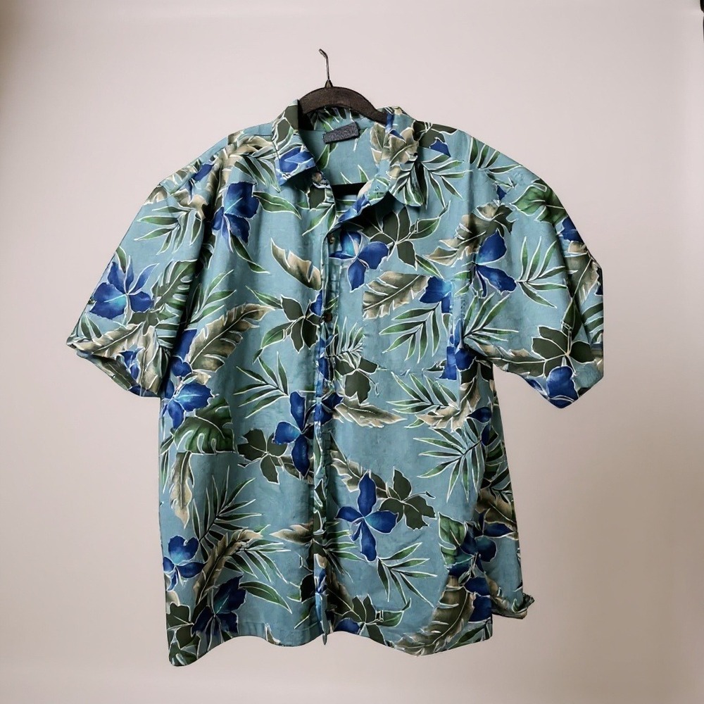 Fast Breakers‎ men's blue floral Hawaiian shirt